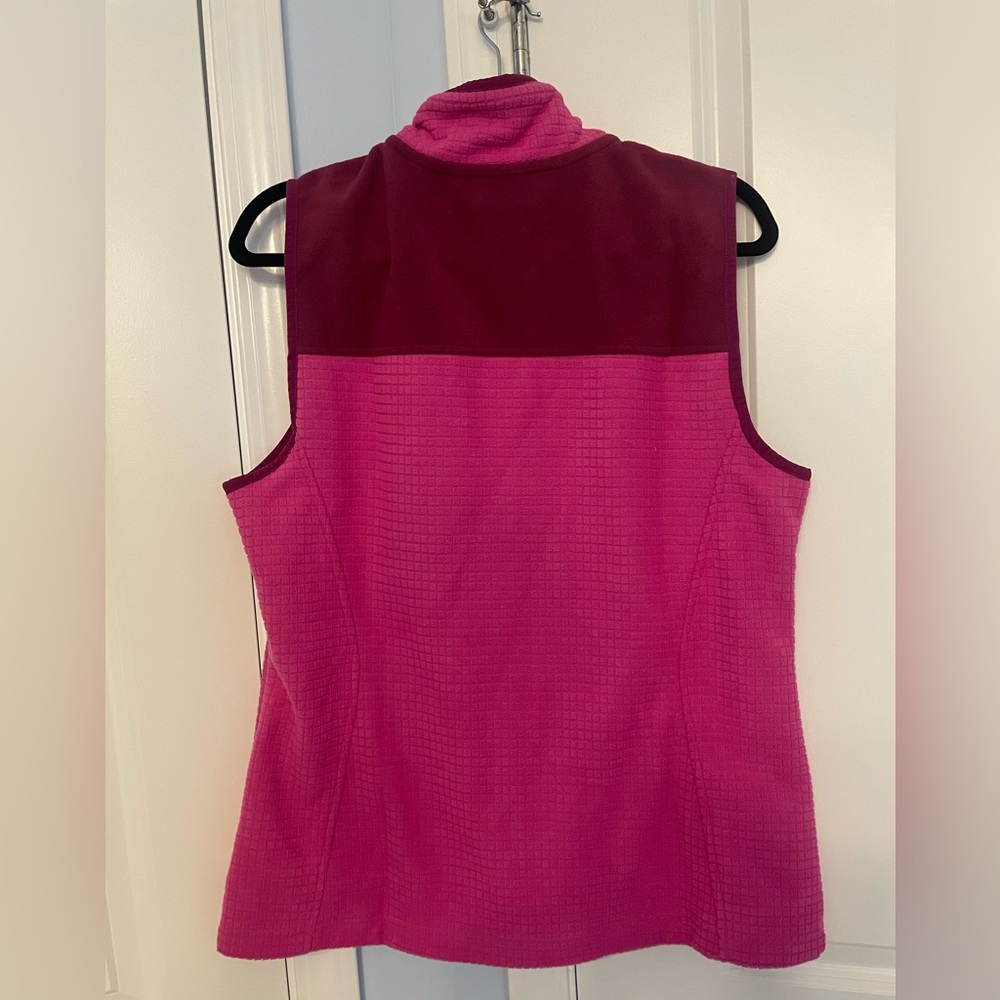 NWT Lands’ End Pnk Grid Fleece Vest - Picture 9 of 10